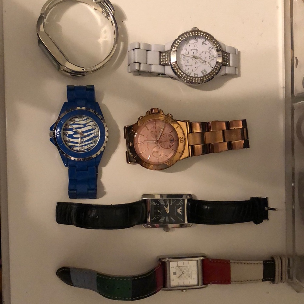 5 name brand watches 80$